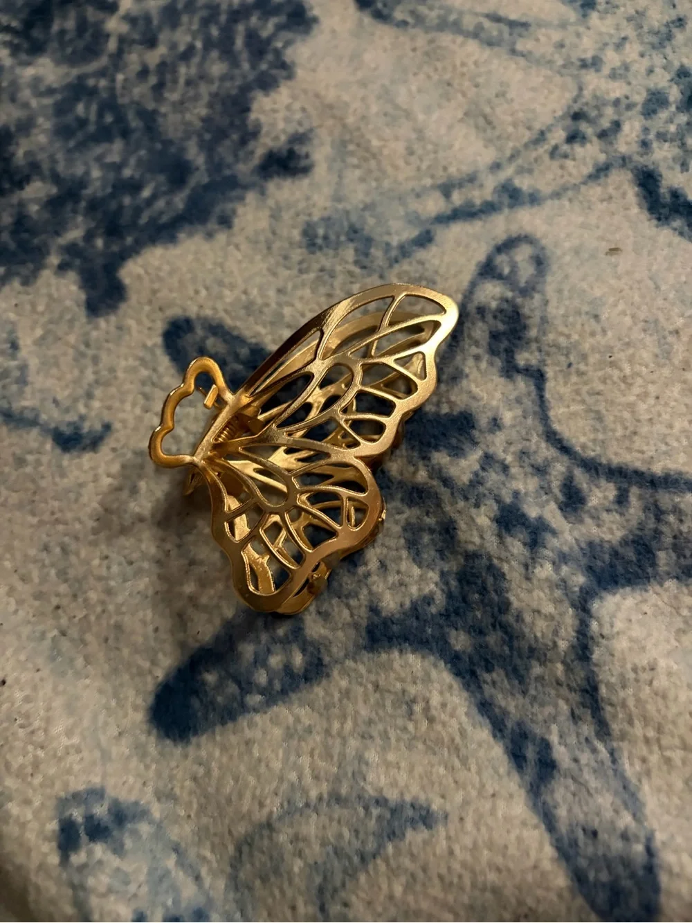N/A butterfly hair